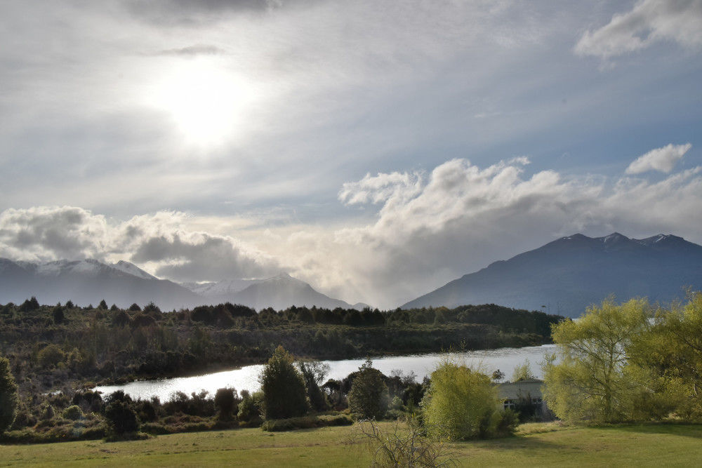Fiordland National Park Lodge Te Anau Downs Exterior foto